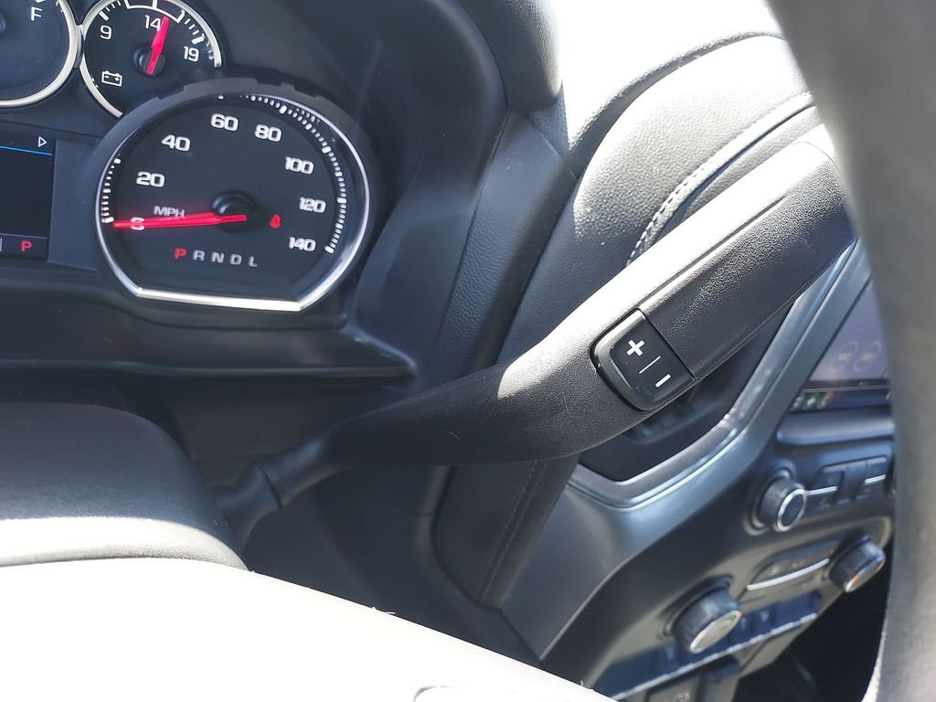 Used 2021 White Chevrolet LT image 25