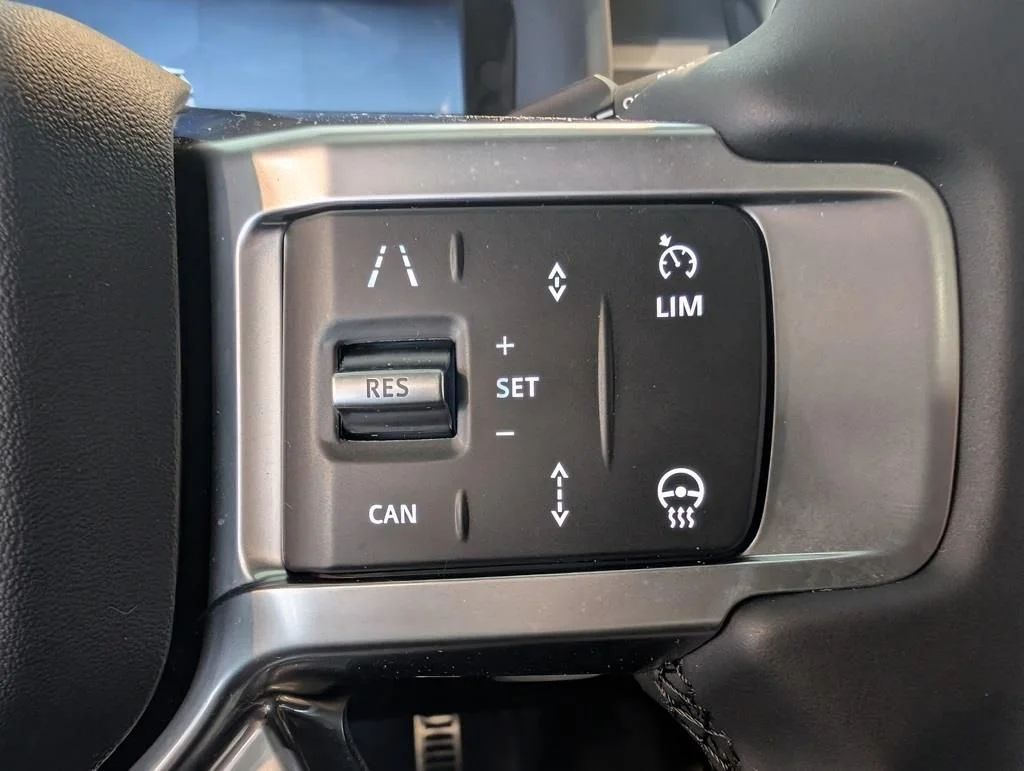 New 2026 Carpathian Grey Land Rover  image 18