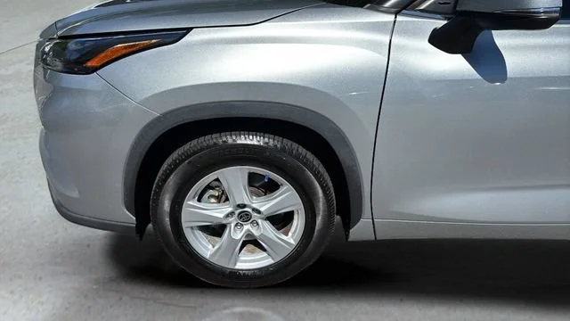 Used 2023 Silver Toyota LE image 35