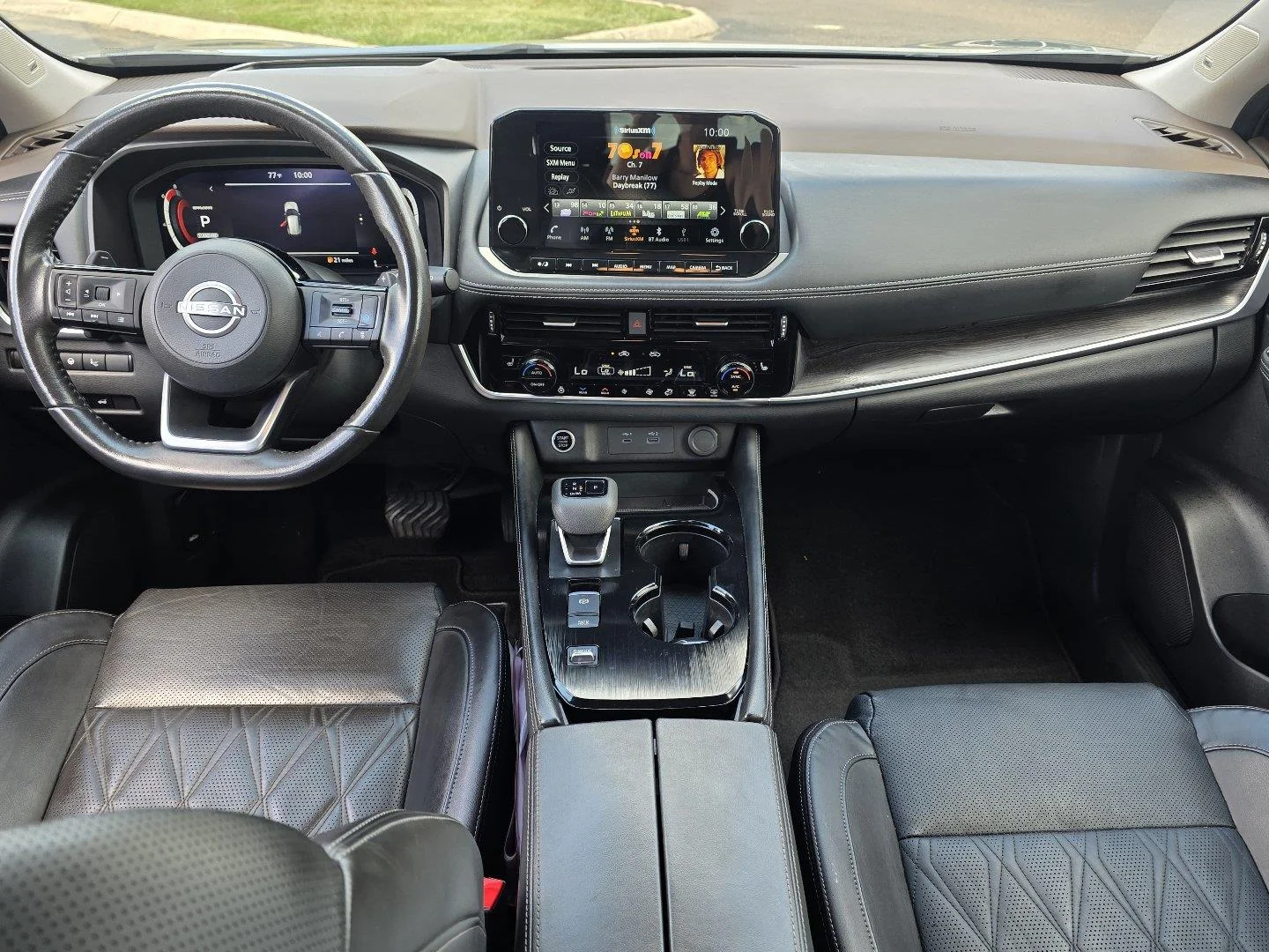 Used 2023 Gun Metallic Nissan Platinum image 9