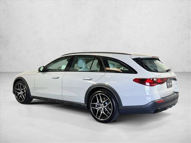 New 2026 MANUFAKTUR Alpine Grey Mercedes-Benz E 450 image 37