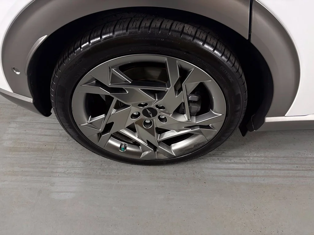 Used 2023 White Genesis Performance image 11