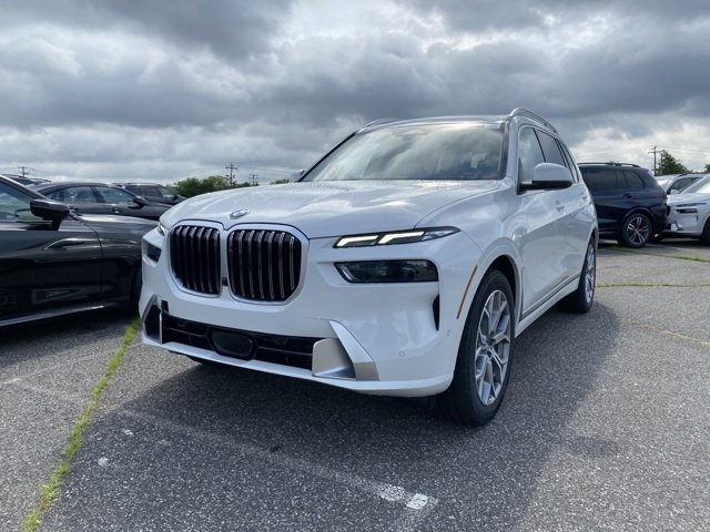 2026 BMW X7