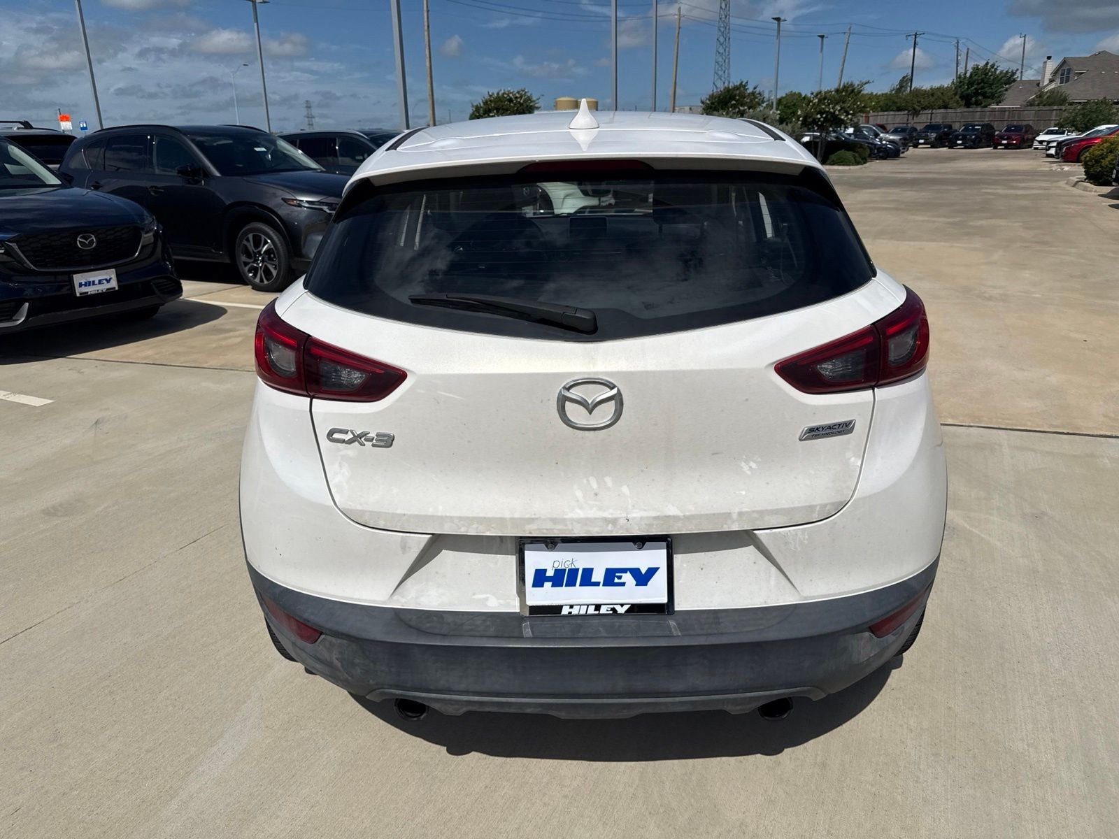 Used 2017 Crystal White Pearl Mica Mazda Grand Touring image 4