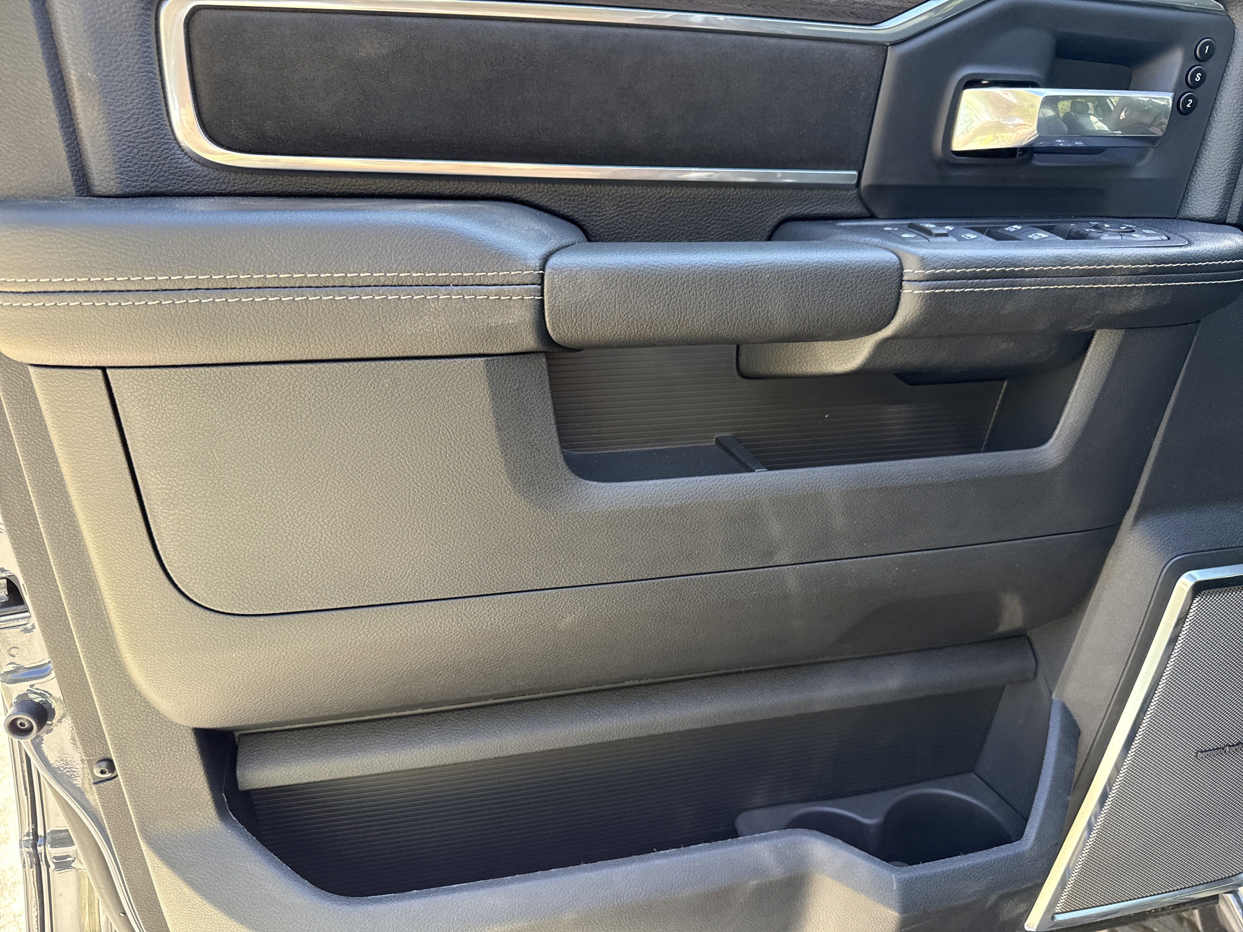 New 2026 Forged Blue Metallic RAM Laramie image 10