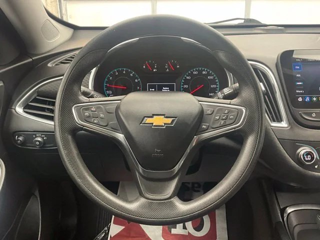 Used 2020 Gray Chevrolet LT image 7