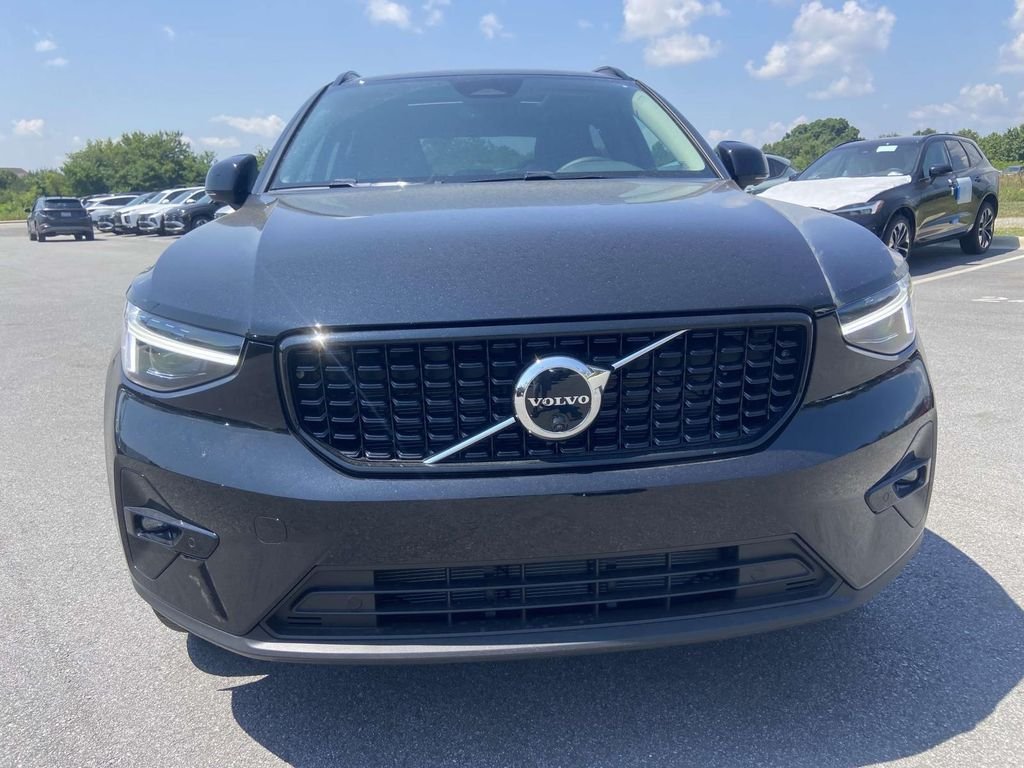 2026 Volvo XC40 Plus - Photo 20