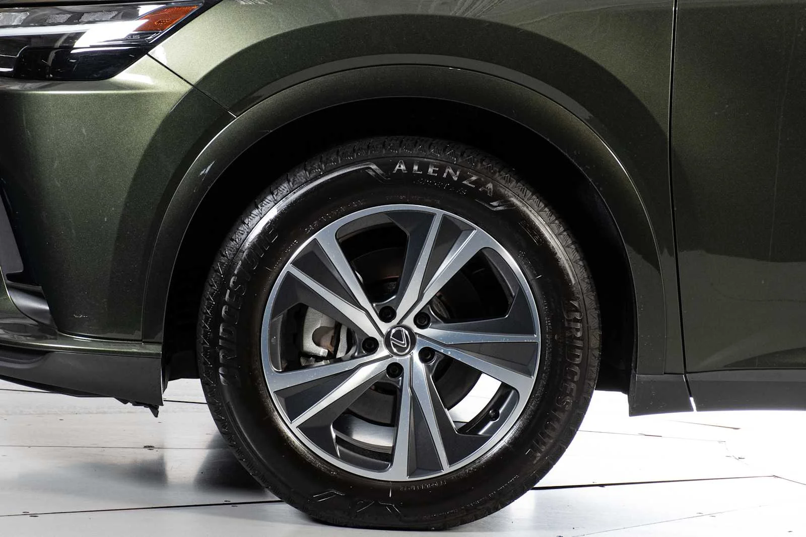 Certified Used 2025 Nori Green Pearl Lexus Premium image 17