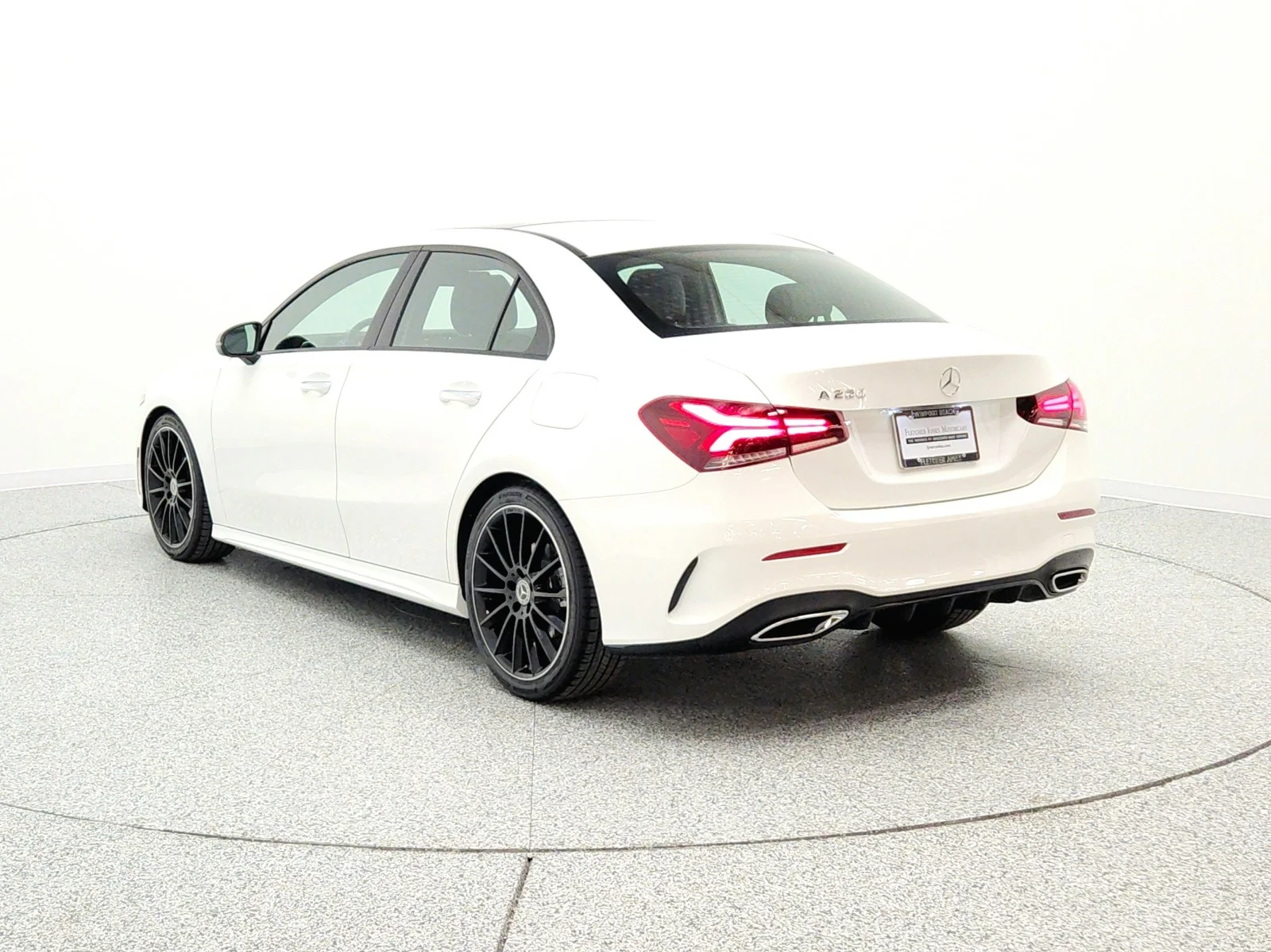 Used 2022 Polar White Mercedes-Benz A 220 Sedan image 7