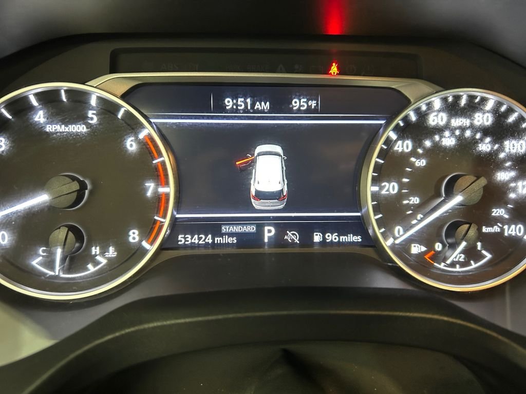 Used 2024 Gray Nissan S image 10