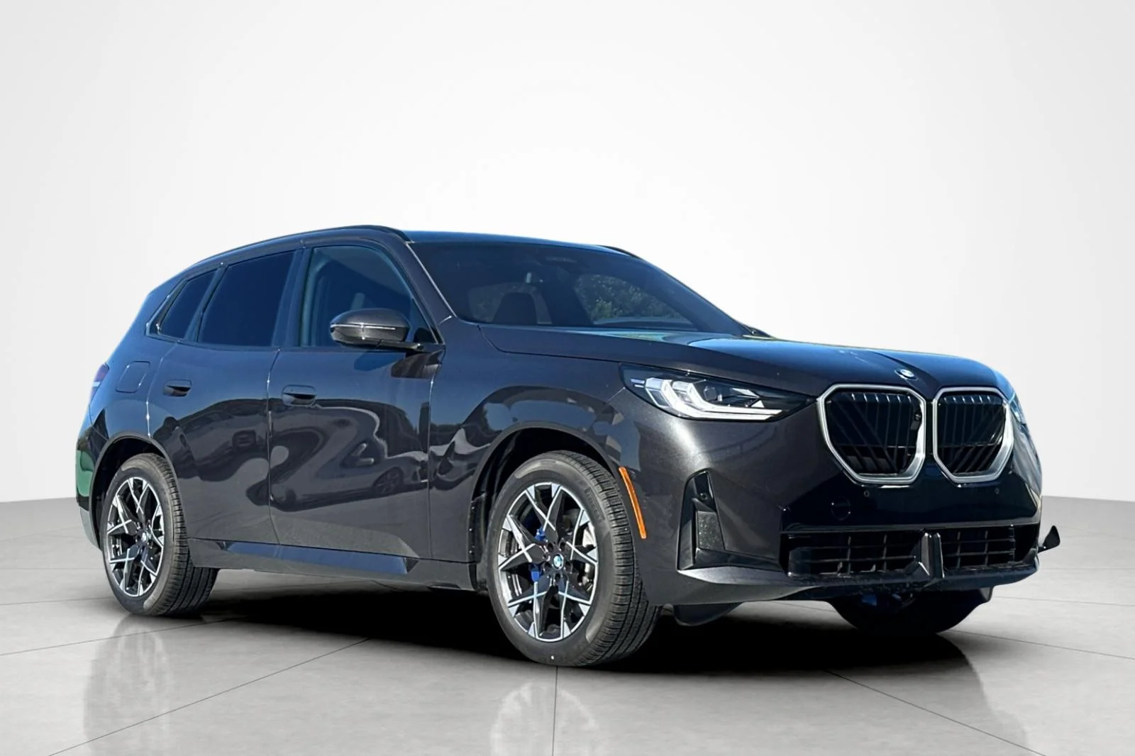 New 2026 Dark Graphite Metallic BMW 30 xDrive image 7