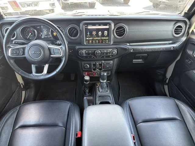 Used 2022 Beige Jeep Unlimited Rubicon 4x4 image 13