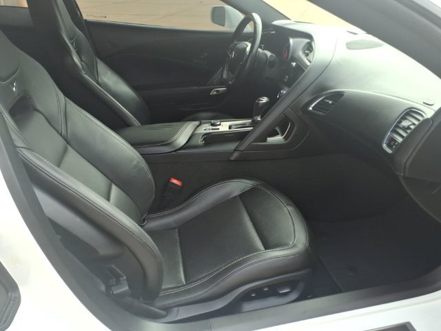 Used 2017 ARCTIC WHITE Chevrolet Z51 2LT image 19