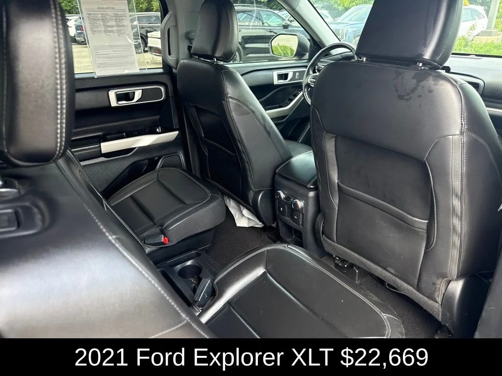 Used 2021 Black Ford XLT image 21