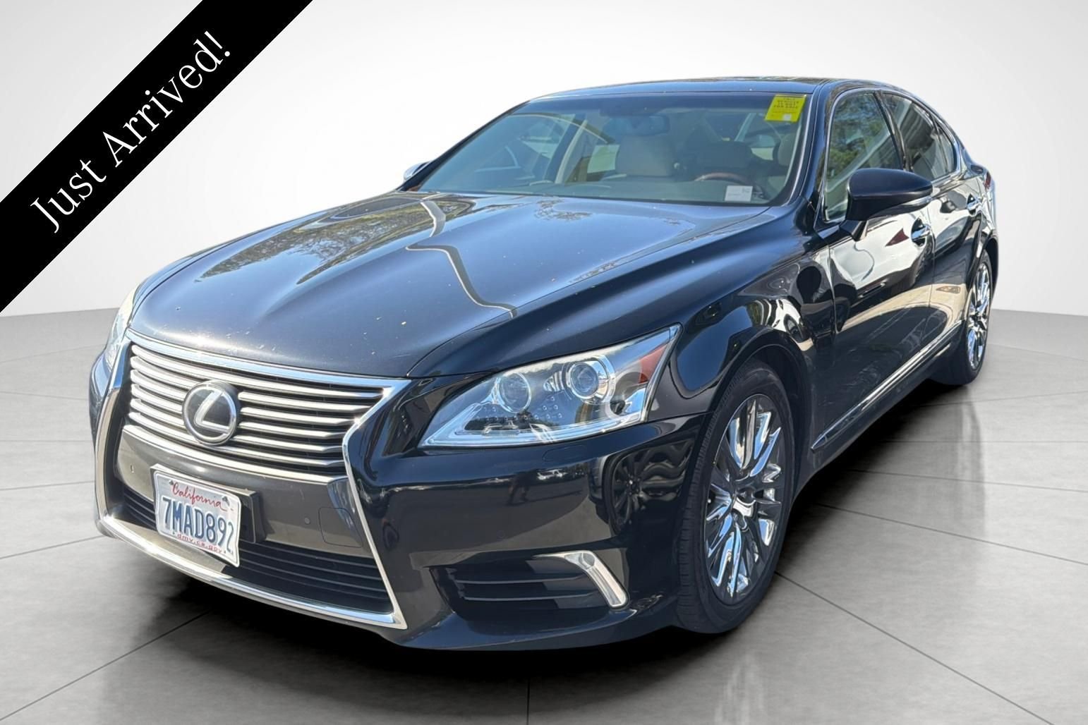 Used 2015 Black Lexus 460 image 1