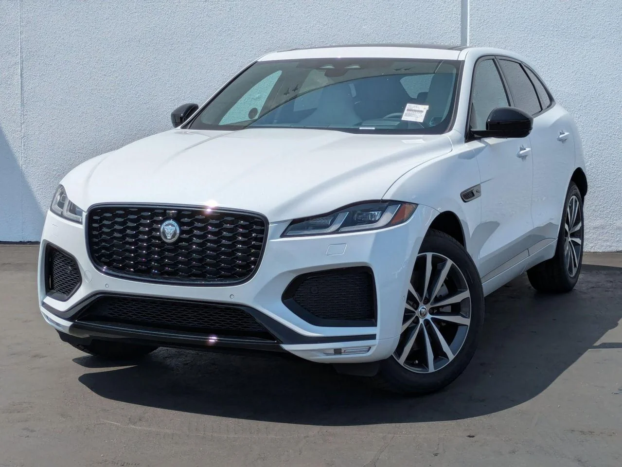 2026 Jaguar F-PACE P250 R-Dynamic S's photo