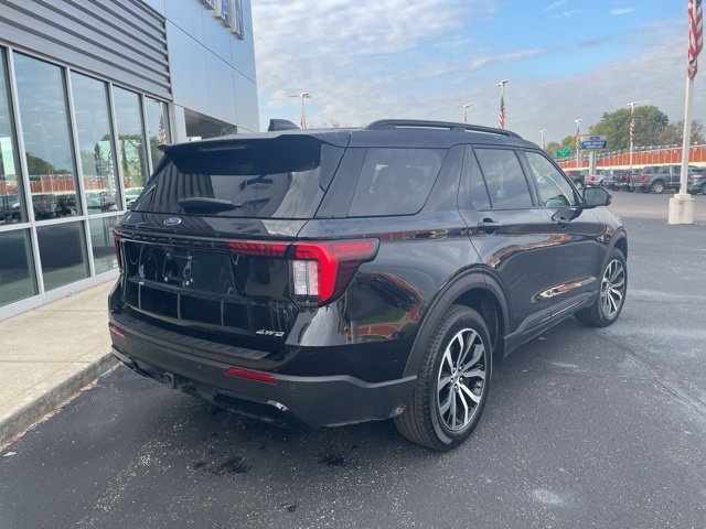 2025 Ford Explorer ST-LINE - Photo 8