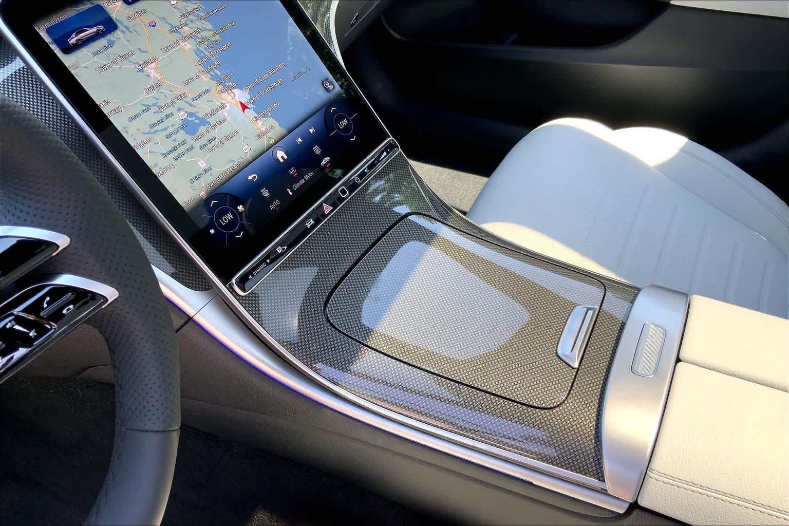 New 2026 Graphite Grey Metallic Mercedes-Benz C 300 image 7