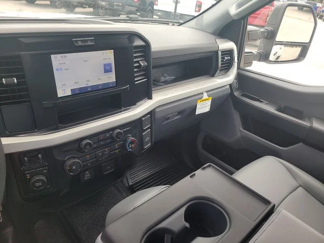 New 2026 Oxford White Ford XL image 21