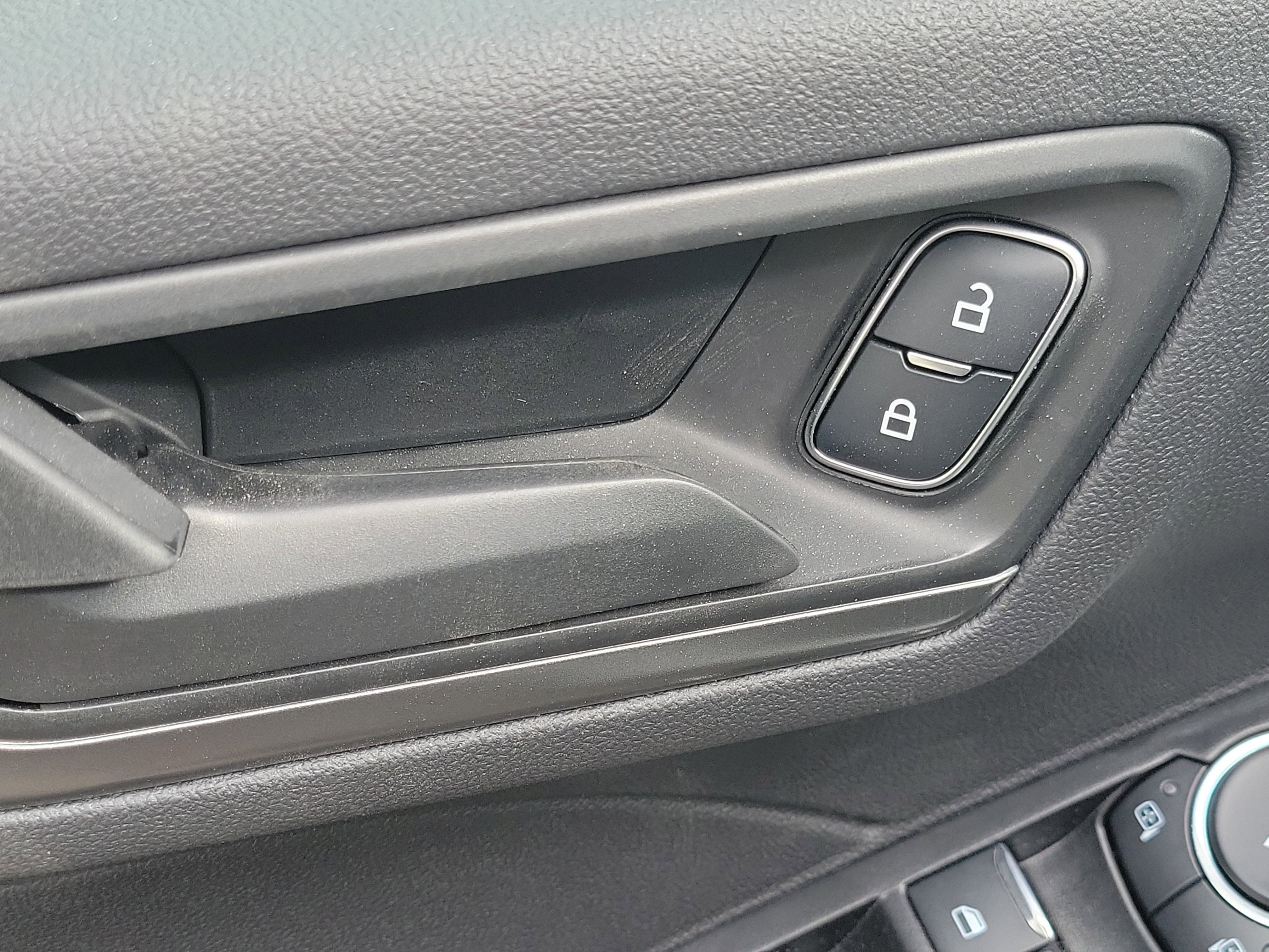 New 2026 Oxford White Ford Active® image 11
