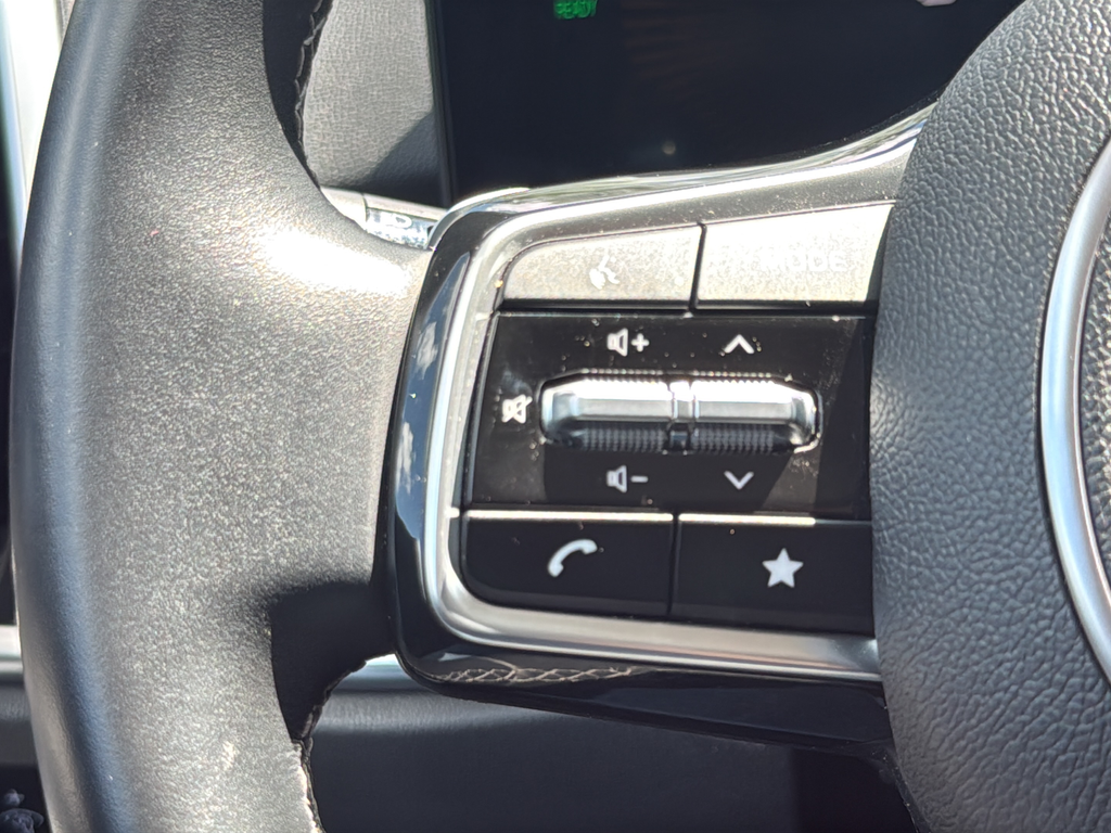 Used 2025 Black Kia EX image 45