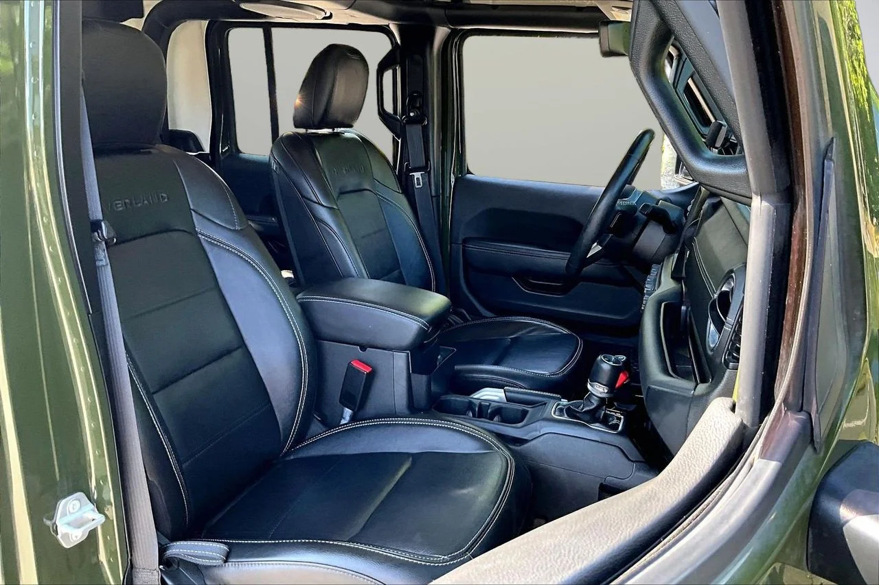 Used 2022 Green Jeep Overland image 23