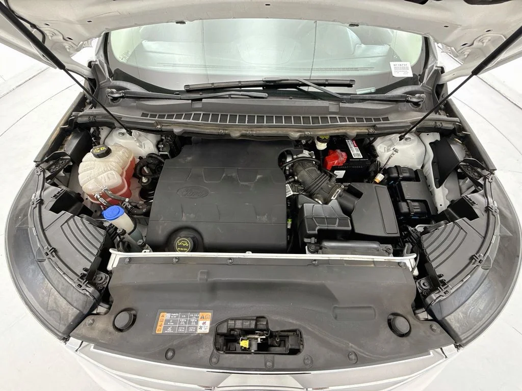 Used 2016 White Ford SEL image 27
