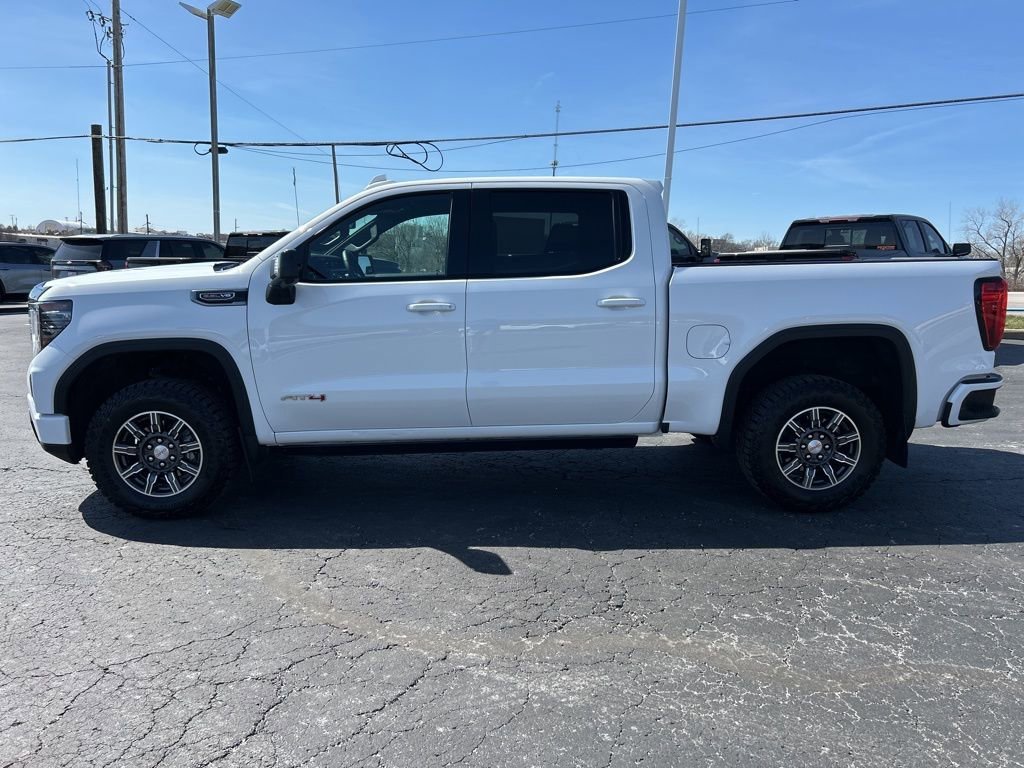 Used 2025 Summit White GMC AT4 image 15