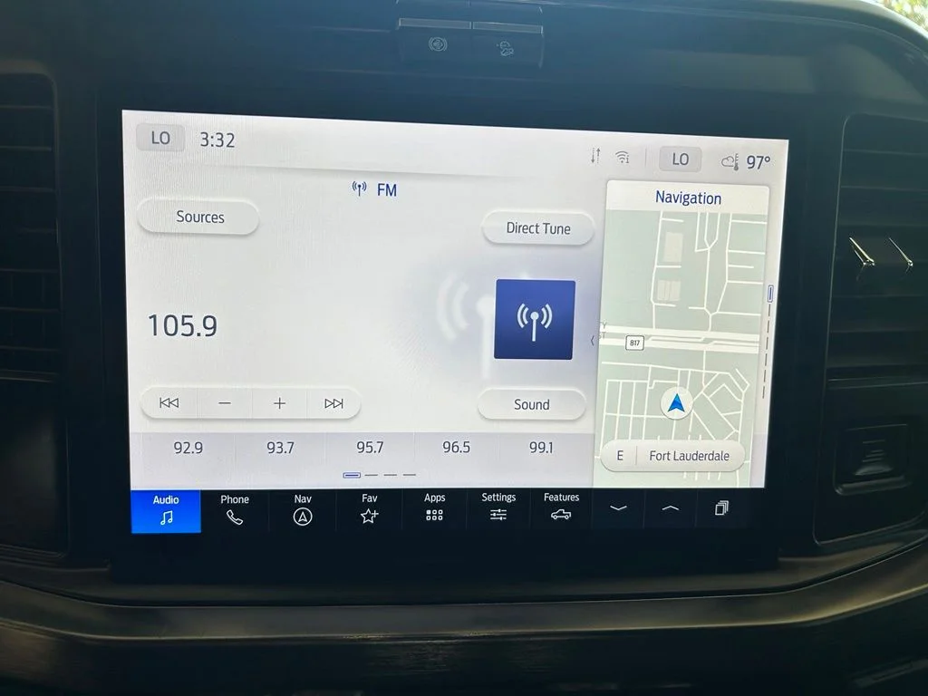Used 2025 White Ford XL image 7