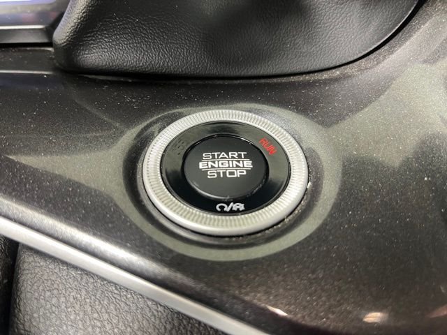 Used 2023 White/off-white Jeep Altitude X image 22