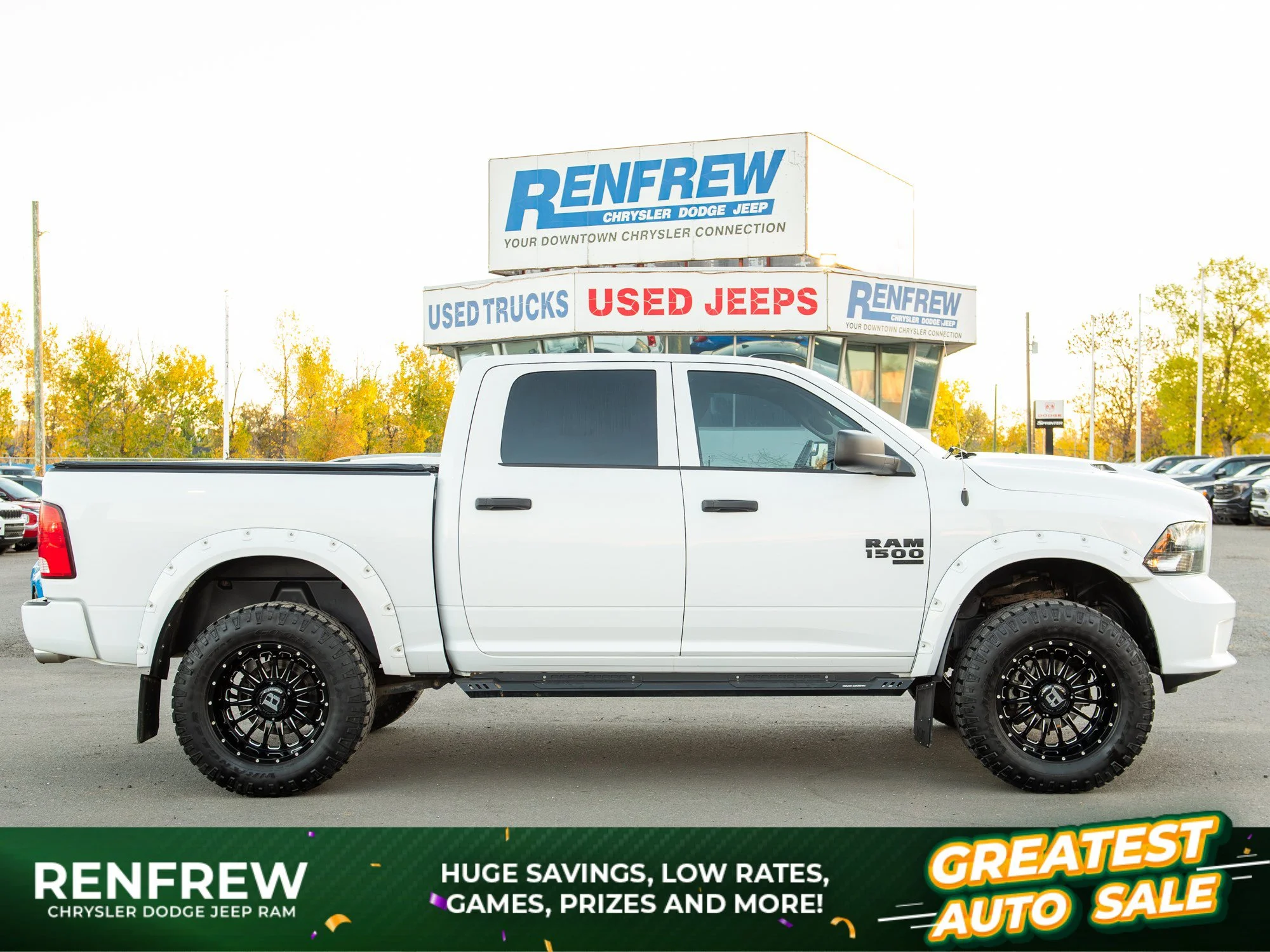 Used 2020 White RAM Black Express* Crew Cab 4x4, 35 Inch Tires, No Accidents, Heated Seats & Wheel image 1