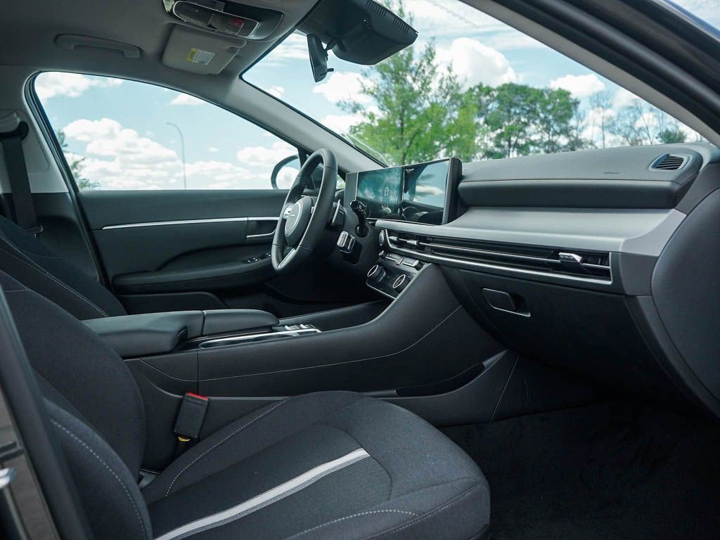 New 2026 Portofino Gray Hyundai SEL Sport AWD image 9
