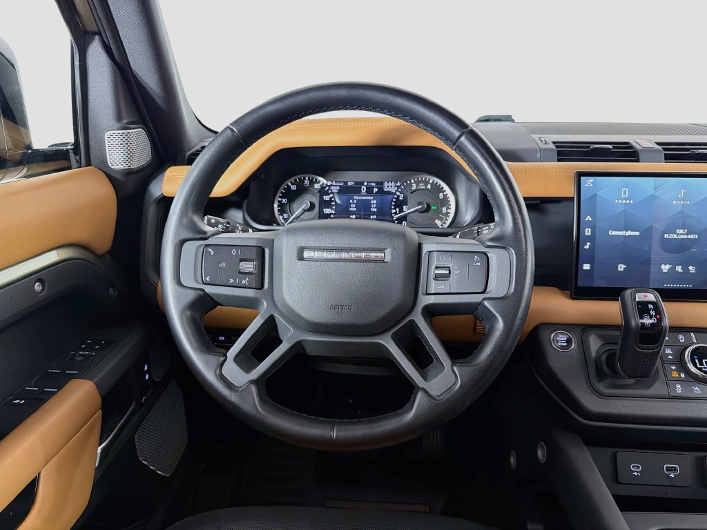Certified Used 2023 Green Land Rover X-Dynamic SE image 24