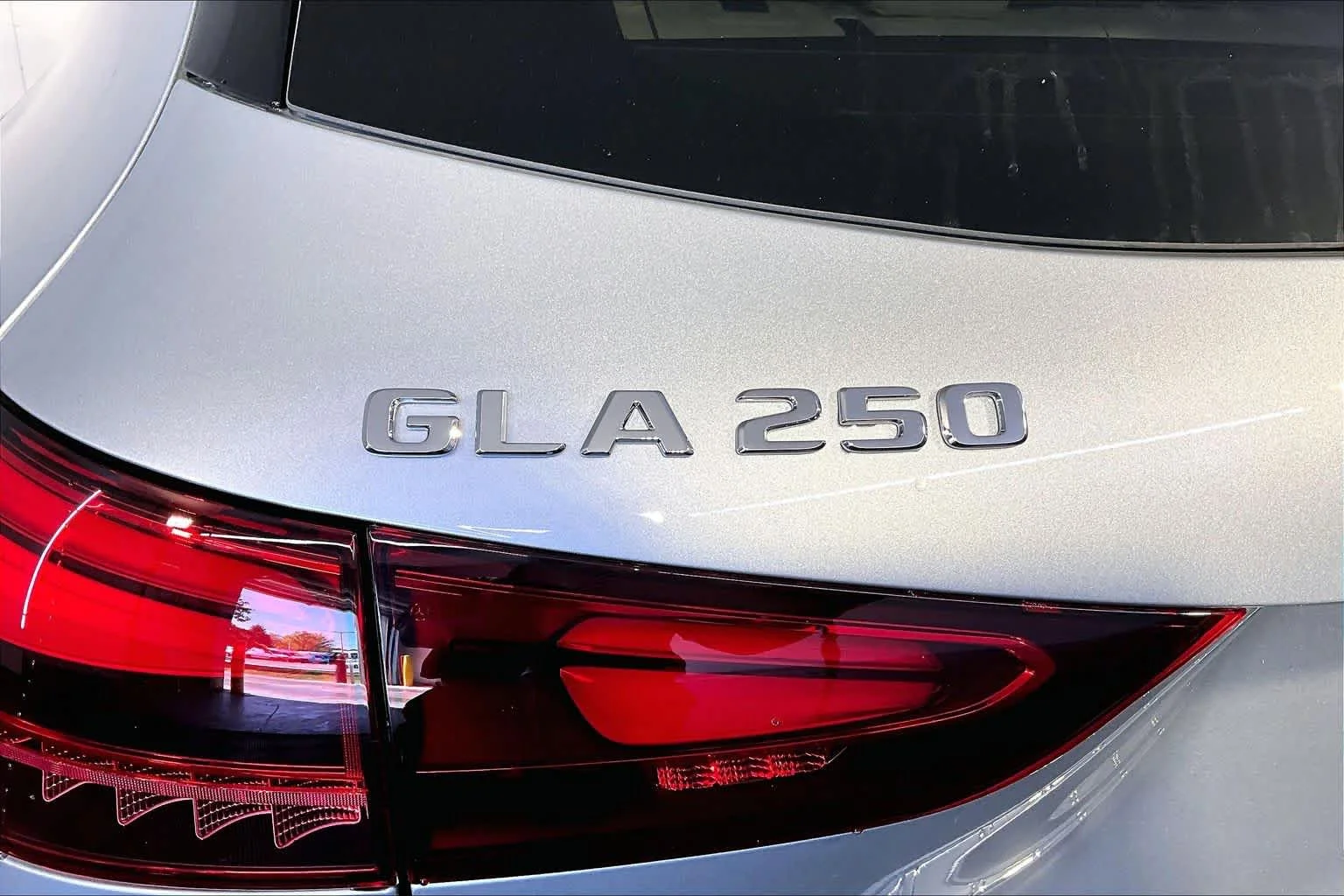 New 2026 Cirrus Silver Metallic Mercedes-Benz GLA 250 image 6
