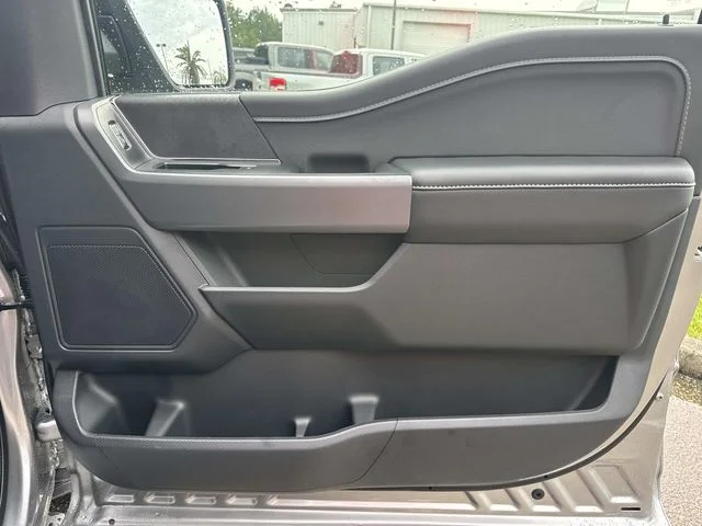 New 2026 Iconic Silver Metallic Ford XLT image 29