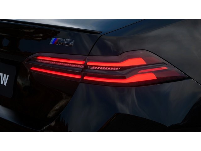 New 2027 Black Sapphire Metallic BMW Base image 8