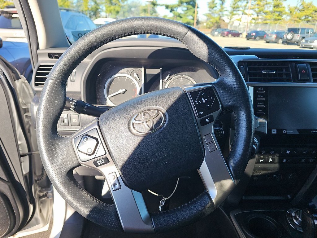 2022 Toyota 4Runner Limited photo 3