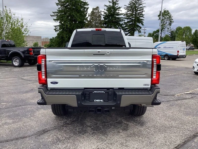New 2026 Star White Metallic Tri-Coat Ford F-350® King Ranch® image 6
