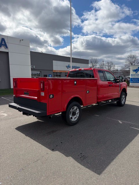 New 2026 Race Red Ford F-350® XLT image 4