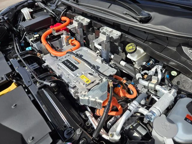 Used 2024 Black Nissan ENGAGE e-4ORCE image 21