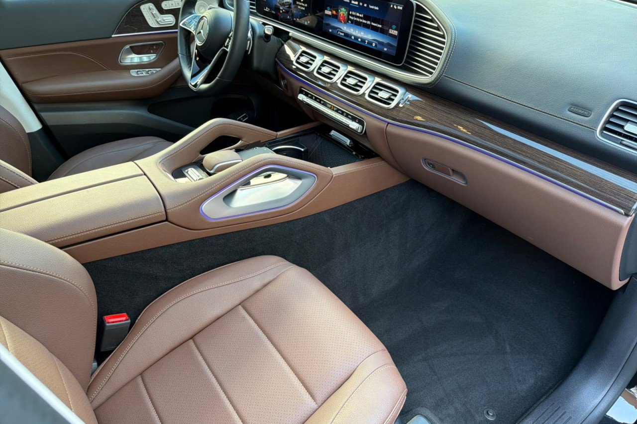 Used 2026 OBSIDIAN BLACK METAL Mercedes-Benz GLS 450 image 16