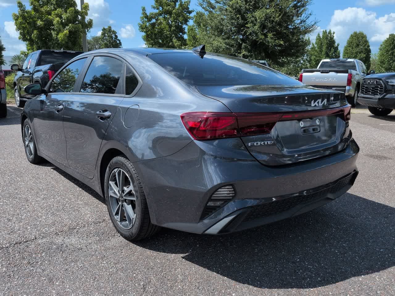 Used 2023 Gravity Gray Kia LXS image 4