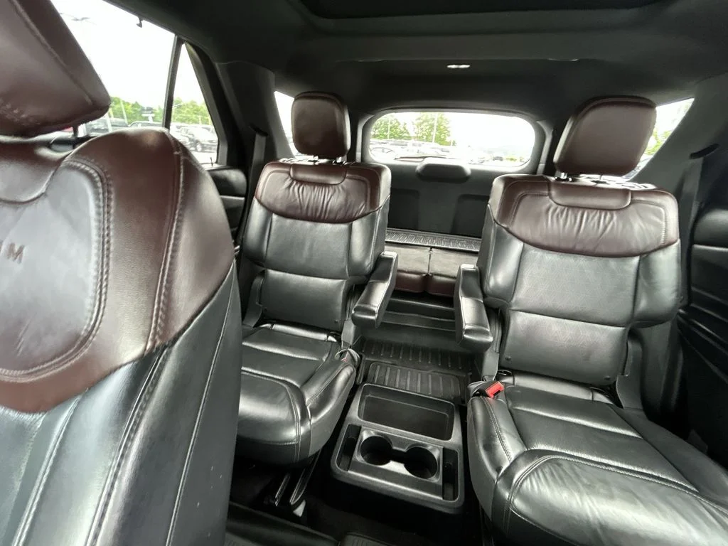 Used 2021 Silver Ford Platinum image 14