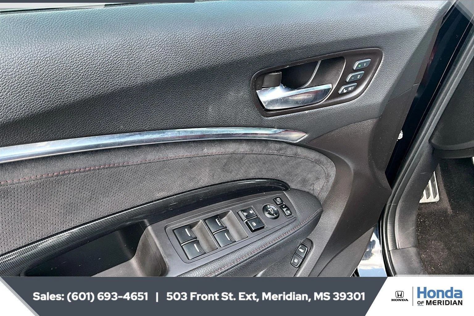 Used 2020 Majestic Black Pearl Acura SH-AWD w/Tech w/A-SPEC image 17