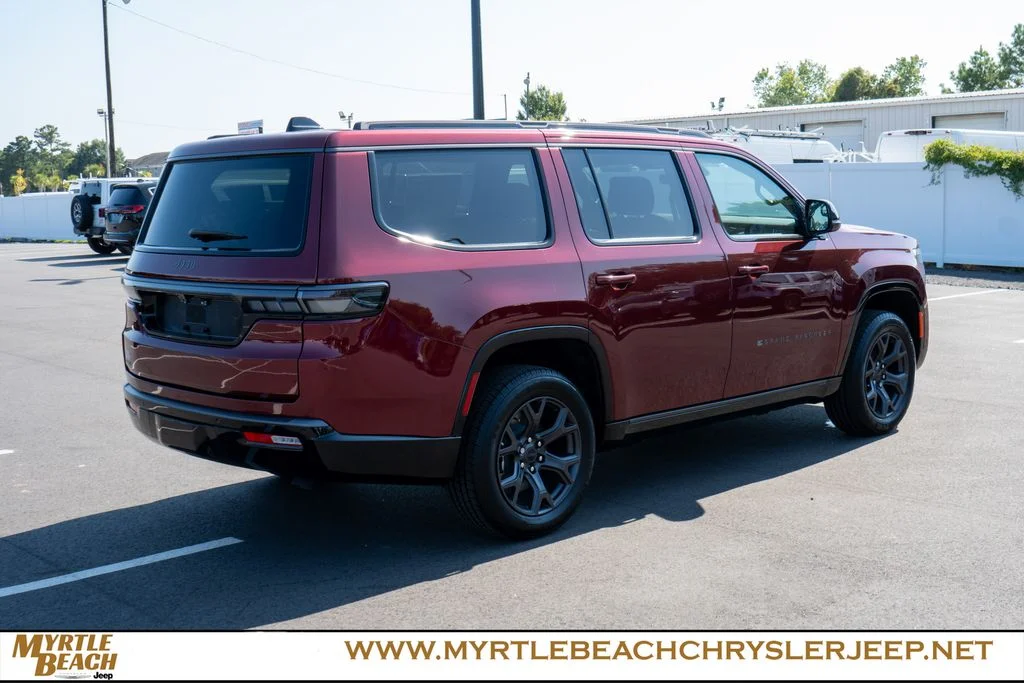 New 2026 Velvet Red Pearl-Coat Exterior Paint Jeep Limited Altitude image 6