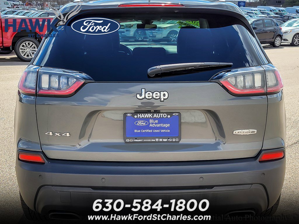 Used 2019 Sting-Gray Clearcoat Jeep Latitude Plus image 5