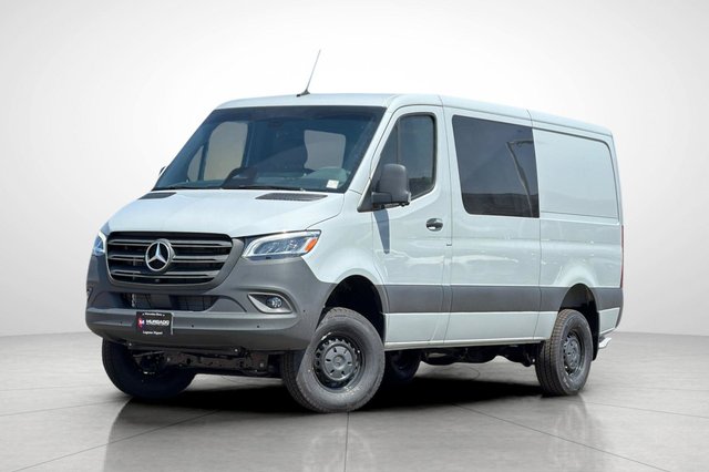 2026 Mercedes-Benz Sprinter 2500 Crew 144 WB