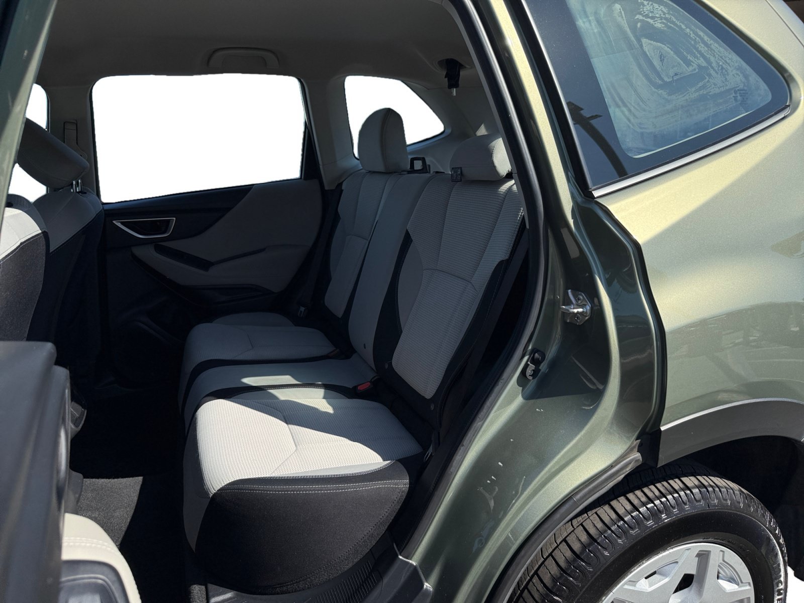 Used 2021 Jasper Green Metallic Subaru Base image 16