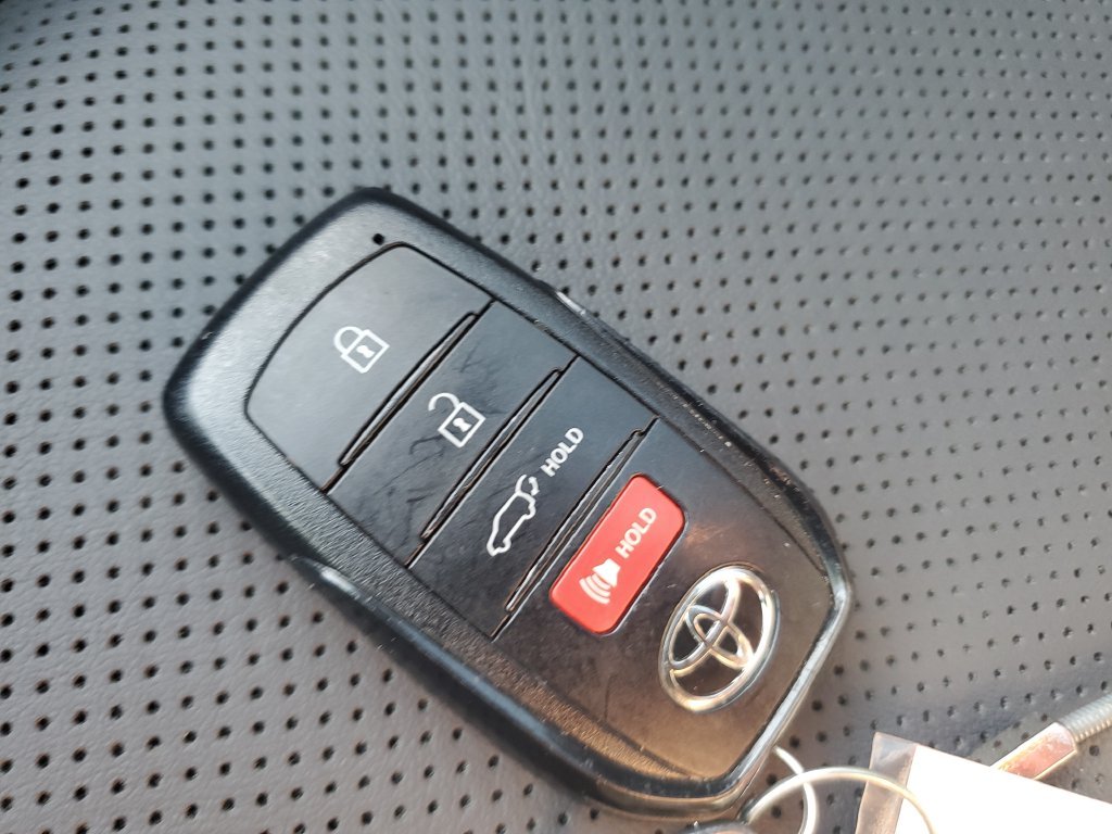 Used 2025 White Toyota XLE image 26