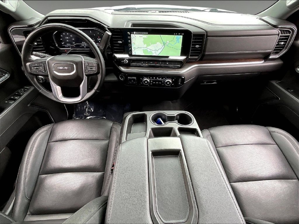 Used 2025 Summit White GMC SLT image 20